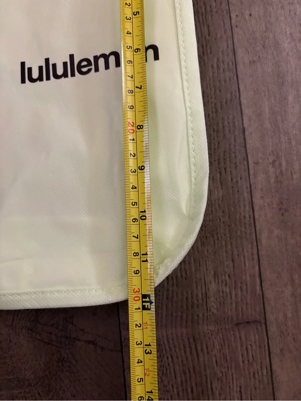 lululemon athletica pale mint green tote bag